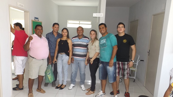 Prefeito Zé Henrique inaugura uma UBS, praça e abastecimento d'água na região do outro lado - Imagem 21