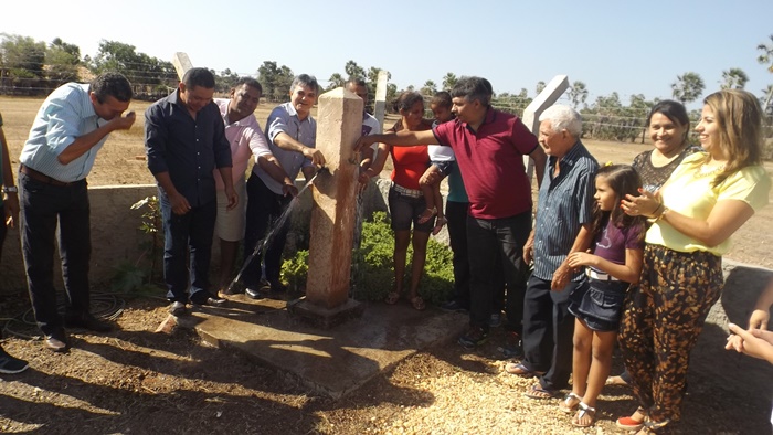 Prefeito Zé Henrique inaugura uma UBS, praça e abastecimento d'água na região do outro lado - Imagem 2