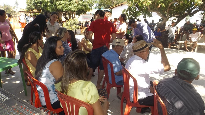 Prefeito Zé Henrique inaugura uma UBS, praça e abastecimento d'água na região do outro lado - Imagem 30