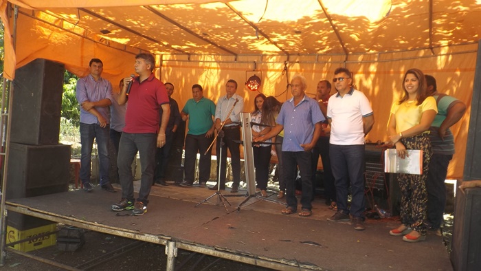 Prefeito Zé Henrique inaugura uma UBS, praça e abastecimento d'água na região do outro lado - Imagem 35