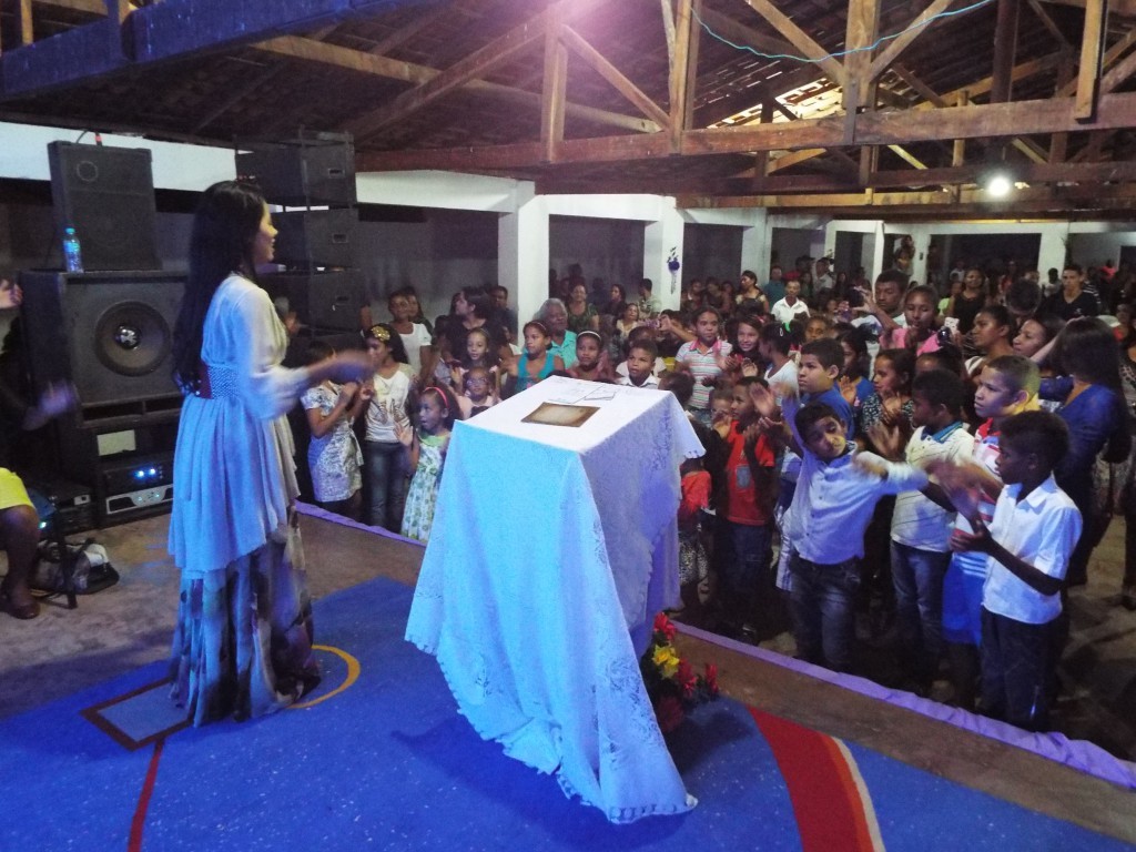 Fotos Show Gospel Cantora Stefhany  em Cajazeiras-PI