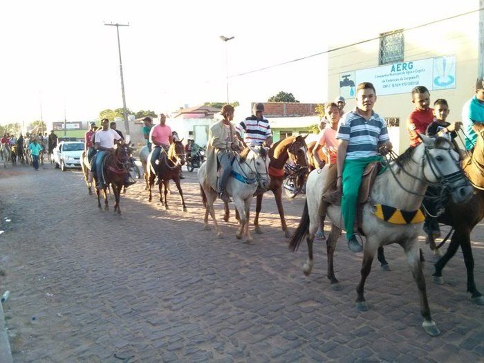Cavalgada pelas ruas da cidade marca a tradicional noite do Vaqueiro no Festejo do Bom Jesus da Lapa - Imagem 4