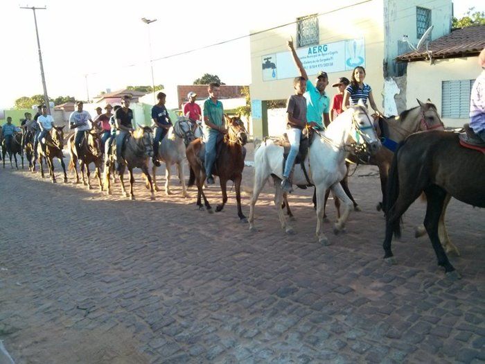 Cavalgada pelas ruas da cidade marca a tradicional noite do Vaqueiro no Festejo do Bom Jesus da Lapa - Imagem 2