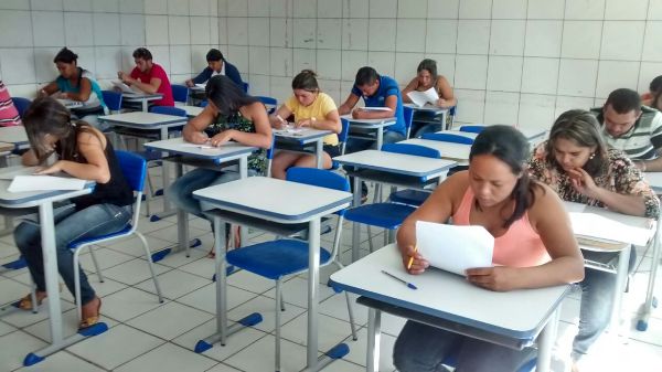 Candidatos participam da Prova para o Cargo de Conselheiro Tutelar - Imagem 1
