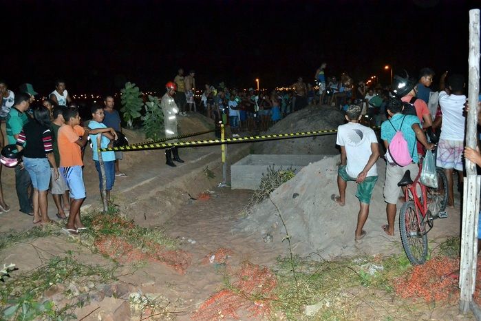 Motociclista morre em Parnaíba ao cair dentro de buraco em avenida - Imagem 2