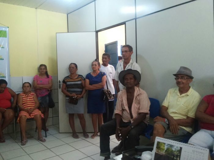 Prefeito Zé Resende se reúne com os donos das 36 casas Minha Casa, Minha Vida, que já estão pronta. - Imagem 3