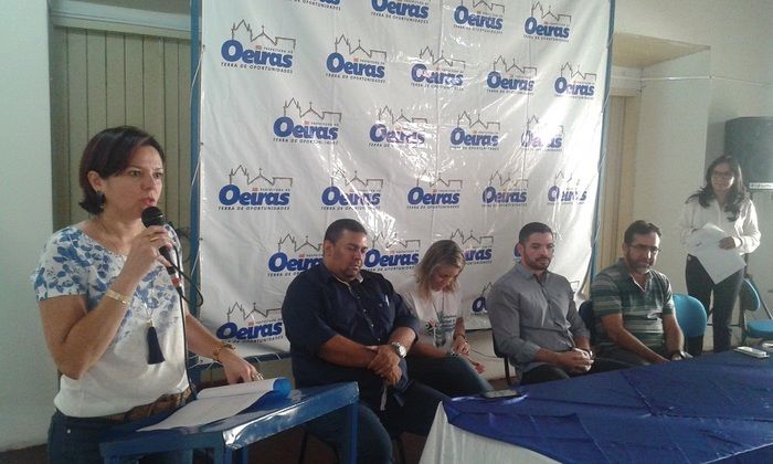 Prefeitura de Oeiras empossa aprovados em concurso público nas áreas de Assistência Social e Saúde - Imagem 2