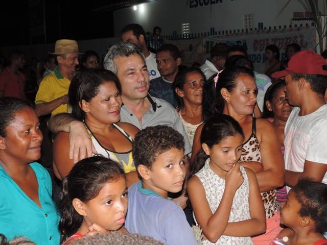 Prefeito Edílson Capote participa de evento cultural na Vila Esperança - Imagem 7