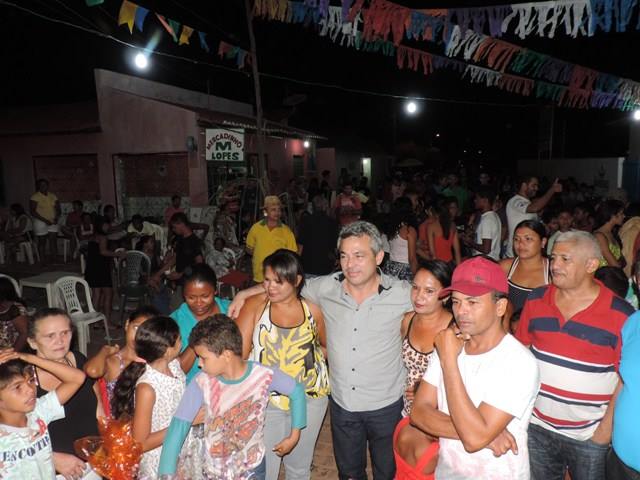 Prefeito Edílson Capote participa de evento cultural na Vila Esperança - Imagem 16
