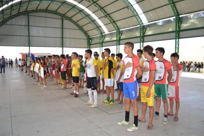 Palestra e Torneio Esportivo marcam segundo dia da V Semana Cultural da escola municipal MJM - Imagem 61