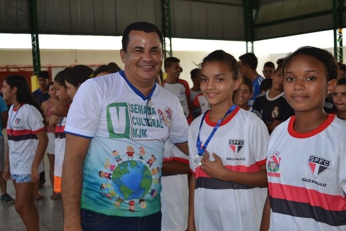 Terceiro dia da Semana Cultural é encerrado com premiações do torneio esportivo - Imagem 46