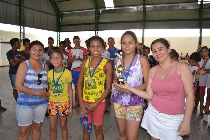 Terceiro dia da Semana Cultural é encerrado com premiações do torneio esportivo - Imagem 40