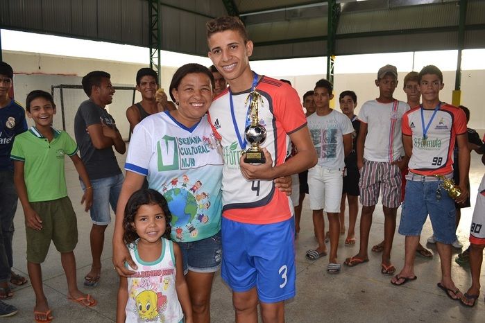 Terceiro dia da Semana Cultural é encerrado com premiações do torneio esportivo - Imagem 86