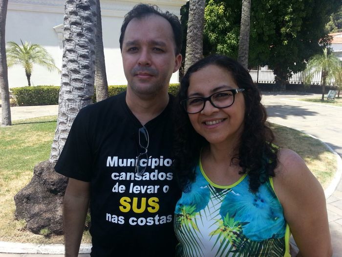 No Protesto dos Prefeitos em Teresina, Zé Resende comanda narração da caminhada. - Imagem 11