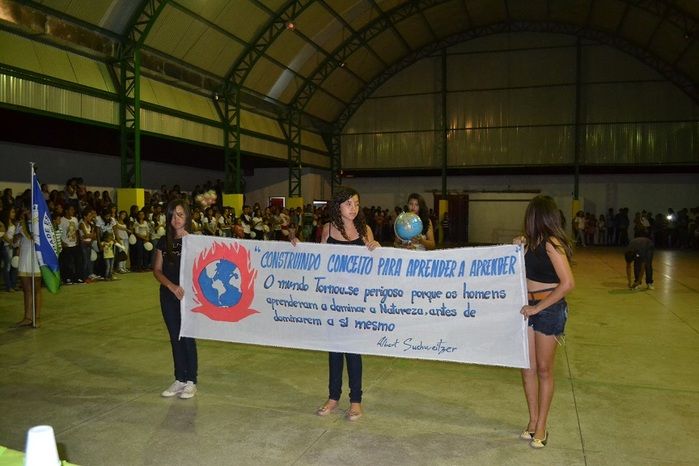 V Semana Cultural é encerrada com gincana, desfile e festa! - Imagem 38