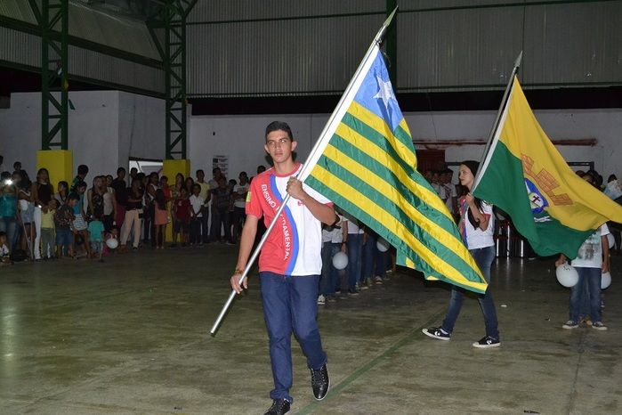 V Semana Cultural é encerrada com gincana, desfile e festa! - Imagem 61