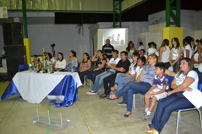 V Semana Cultural é encerrada com gincana, desfile e festa! - Imagem 30