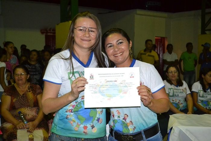 V Semana Cultural é encerrada com gincana, desfile e festa! - Imagem 18