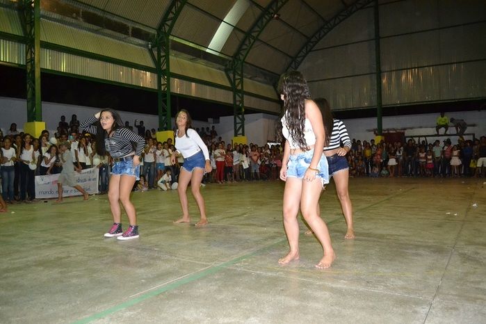 V Semana Cultural é encerrada com gincana, desfile e festa! - Imagem 128