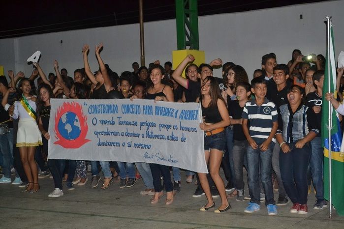 V Semana Cultural é encerrada com gincana, desfile e festa! - Imagem 45