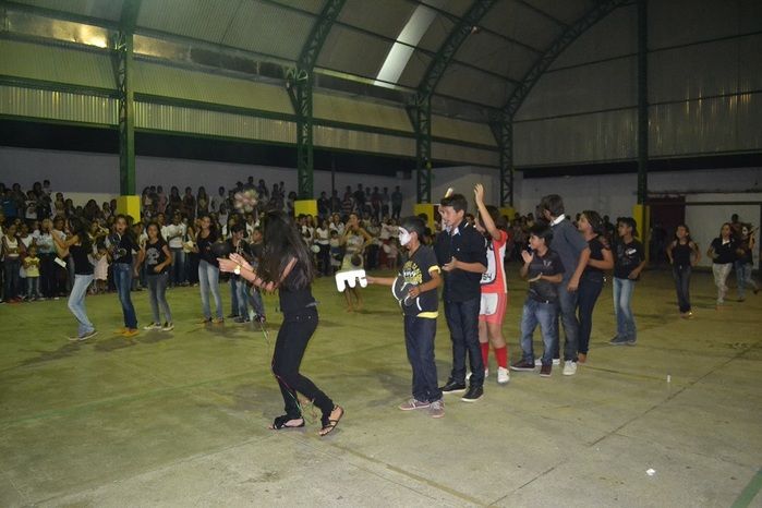 V Semana Cultural é encerrada com gincana, desfile e festa! - Imagem 39