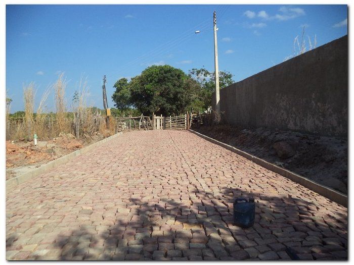 Prefeitura Municipal de Inhuma calça a Rua Rocha Furtado e melhora mobilidade urbana - Imagem 7