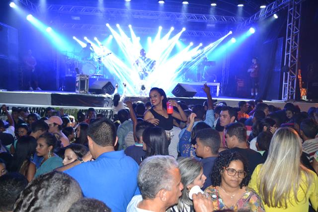 Pimenteiras ganhará praça de eventos  - Imagem 25