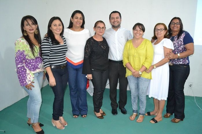 Secretaria Municipal de Educação promove evento pedagógico junto aos professores - Imagem 18