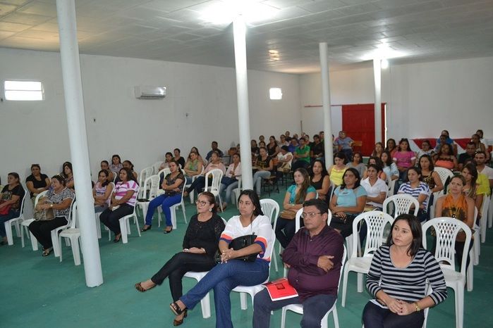 Secretaria Municipal de Educação promove evento pedagógico junto aos professores - Imagem 4