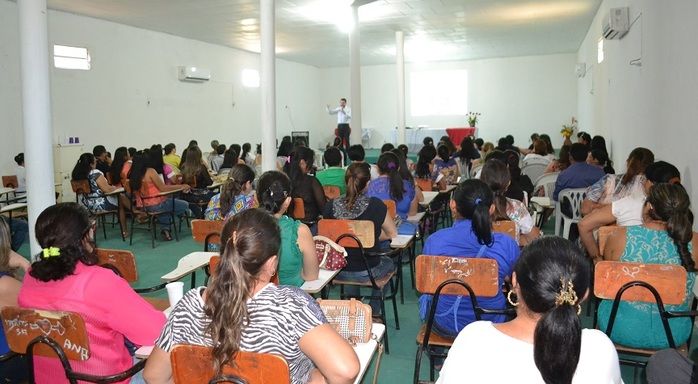 Secretaria Municipal de Educação promove evento pedagógico junto aos professores - Imagem 8