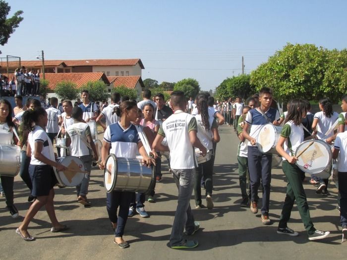 Alunos Fazem o seu primeiro Ensaio para o 7 de Setembro em Agricolândia - Imagem 9