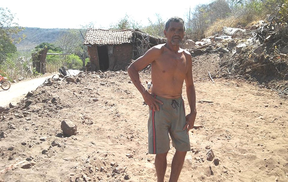 Tudo pronto para o início da construção da casa do seu Zeca na segunda feira (14)