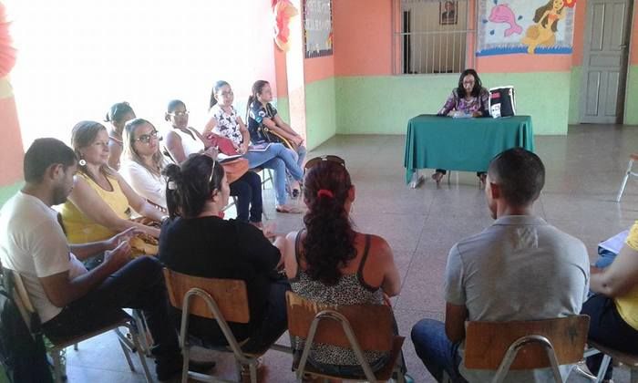 Professores de 4º ao 8º Ano do Ensino Fundamental participaram de reunião - Imagem 2