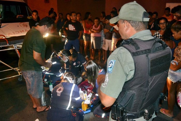 Colisão frontal em avenida de Parnaíba deixa dois feridos - Imagem 1