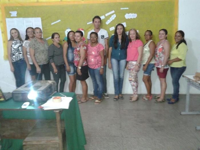 Professores da rede municipal de ensino participaram de formação em Santo Inácio - Imagem 2