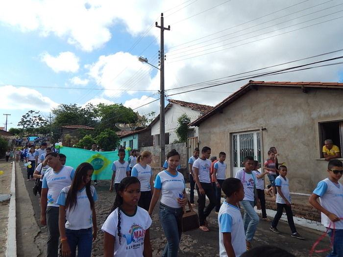Veja mais fotos do Desfile de 7 de Setembro em Francinópolis - Imagem 76
