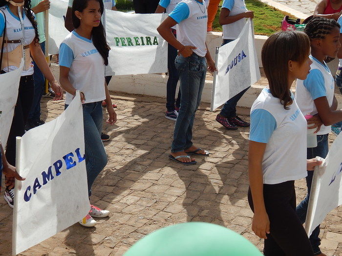 Veja mais fotos do Desfile de 7 de Setembro em Francinópolis - Imagem 141