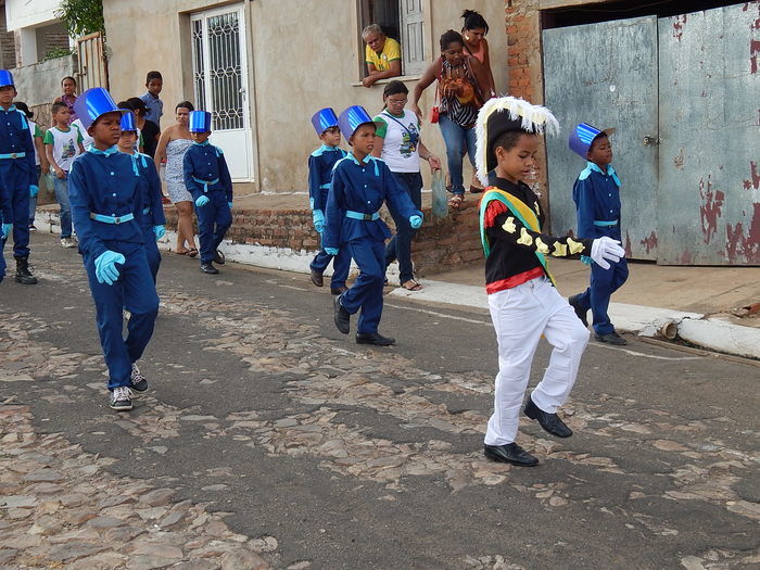 Veja mais fotos do Desfile de 7 de Setembro em Francinópolis - Imagem 40