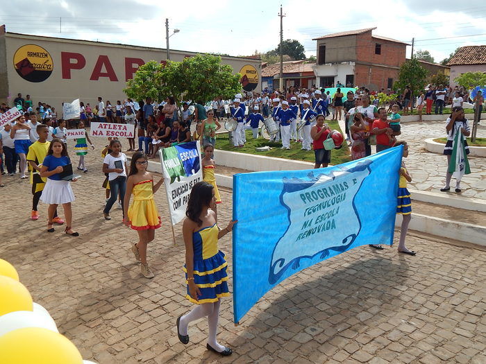 Veja mais fotos do Desfile de 7 de Setembro em Francinópolis - Imagem 134