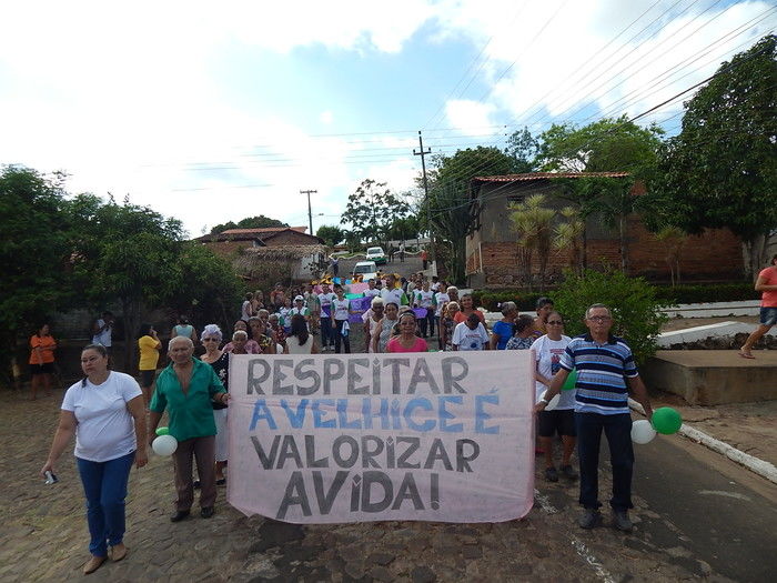 Veja mais fotos do Desfile de 7 de Setembro em Francinópolis - Imagem 102