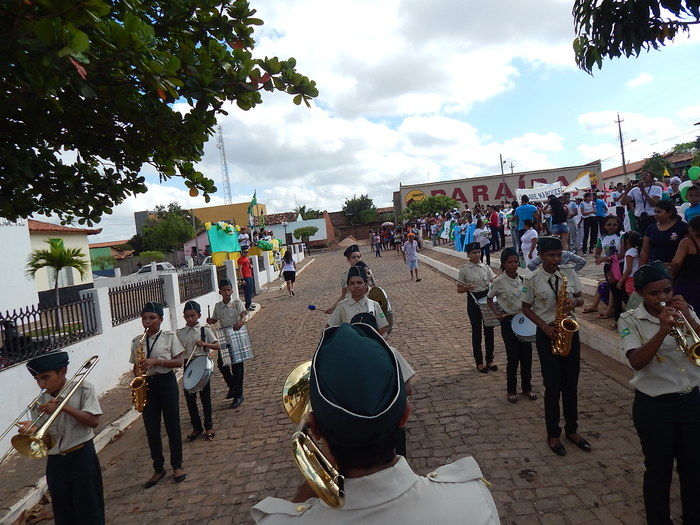 Veja mais fotos do Desfile de 7 de Setembro em Francinópolis - Imagem 188