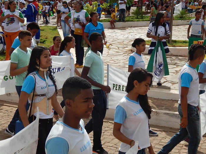 Veja mais fotos do Desfile de 7 de Setembro em Francinópolis - Imagem 142