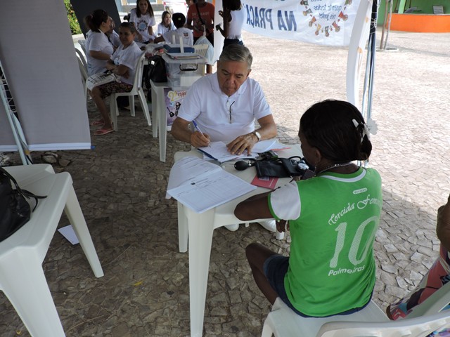 Evento Saúde na Praça reúne profissionais e a comunidade - Imagem 1