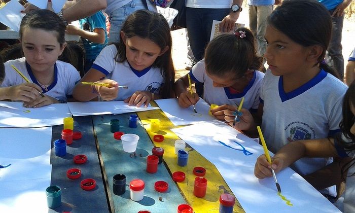 Rodas de histórias e oficinas de pinturas acontecem durante Prefeitura Itinerante - Imagem 4