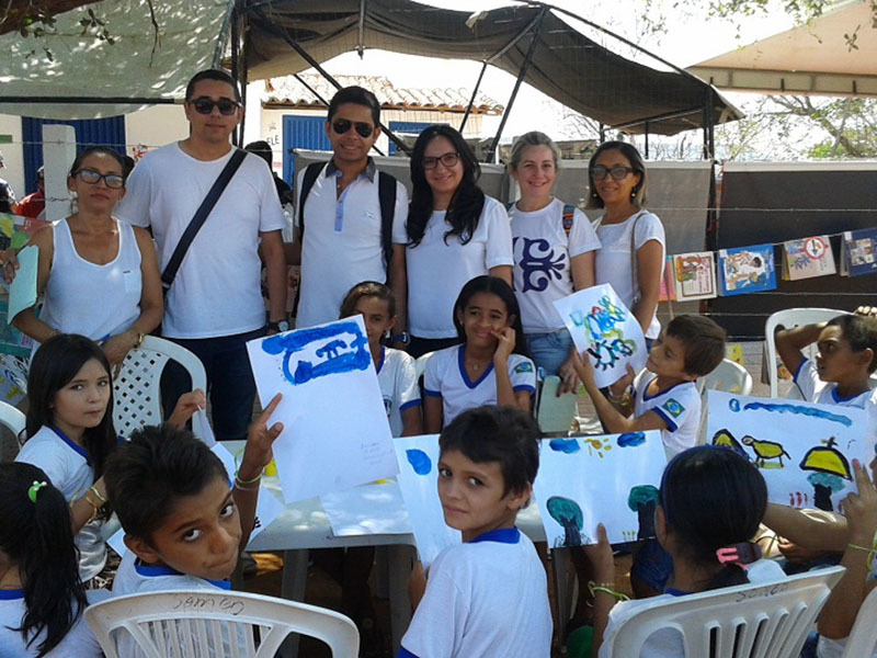 Rodas de histórias e oficinas de pinturas acontecem durante Prefeitura Itinerante