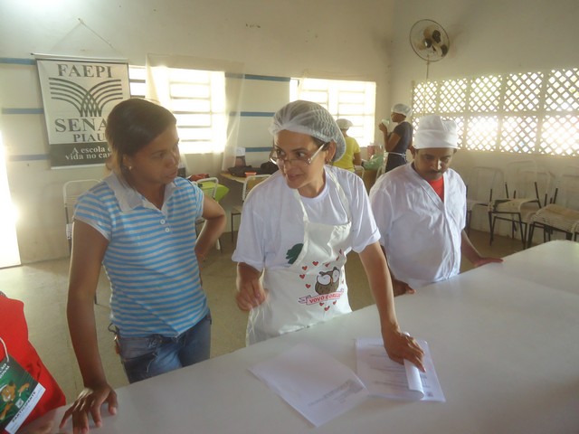 Secretaria Municipal de Assistência Social Capacita Fornecedores do Compra Direta - Imagem 2