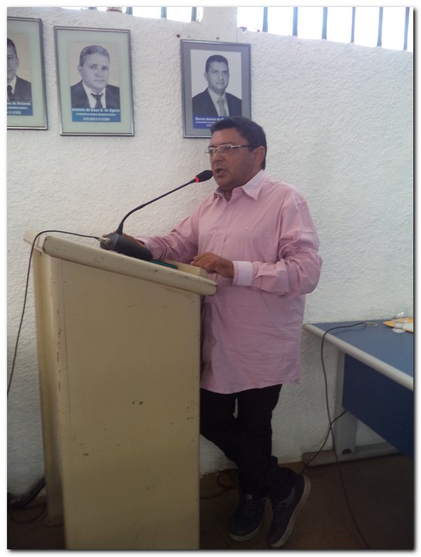 Dr. Moura apresenta Projeto de Lei sobre resíduos sólidos na Câmara Municipal - Imagem 2