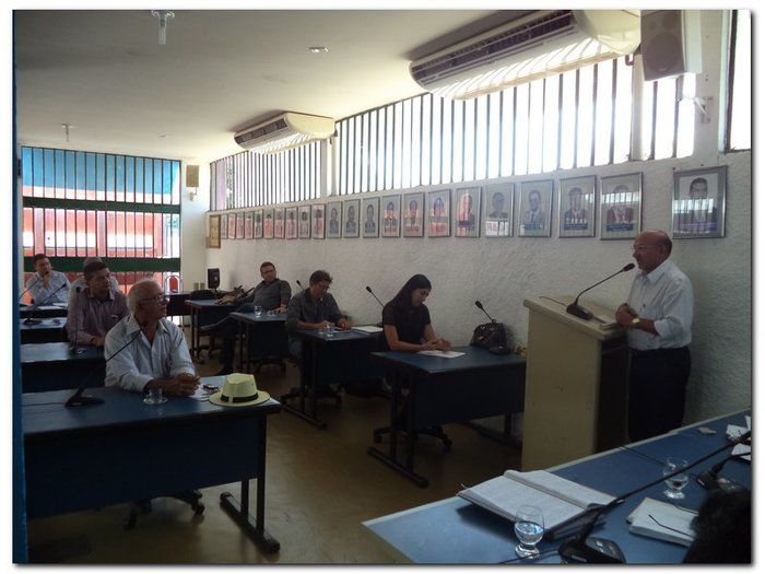 Dr. Moura apresenta Projeto de Lei sobre resíduos sólidos na Câmara Municipal - Imagem 17