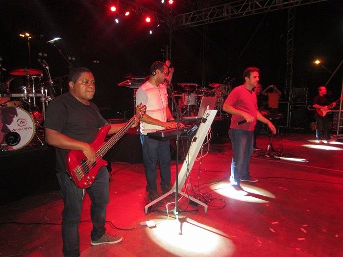 XéPop e Solteirões finalizam Semana Cultural - Imagem 1