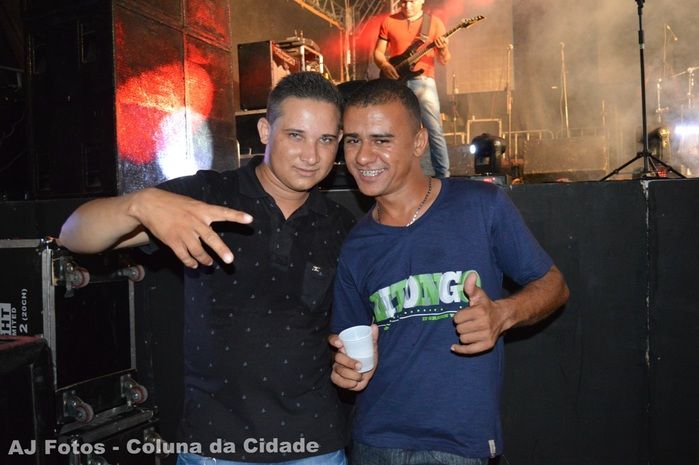 Praça fica super lotada na tradicional festa na ultima noite dos festejos - Imagem 9